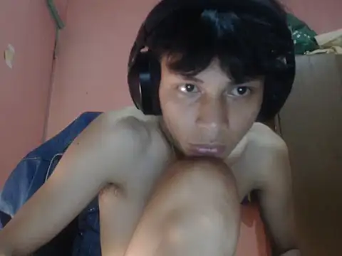 Kyoshi_19 Pertunjukan Webcam