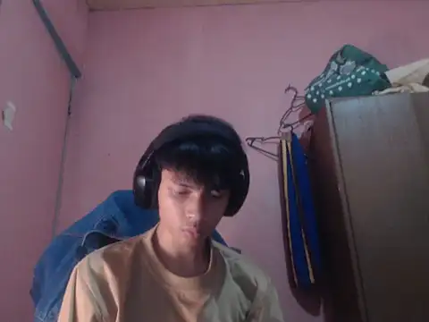 Kyoshi_19 Pertunjukan Webcam