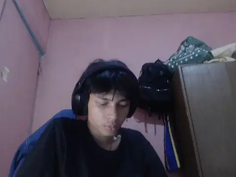 Kyoshi_19 Pertunjukan Webcam