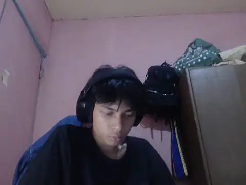 Kyoshi_19 Pertunjukan Webcam