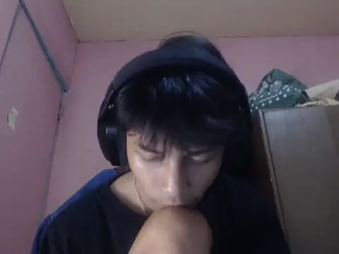Kyoshi_19 Pertunjukan Webcam