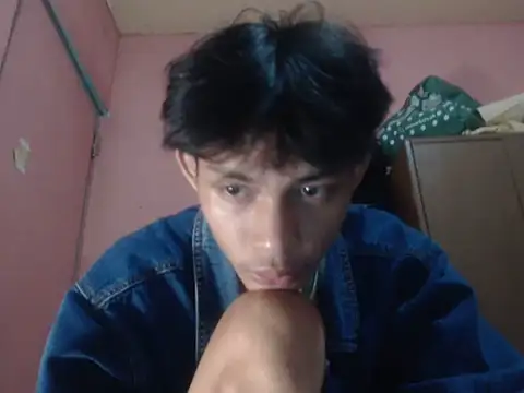 Kyoshi_19 Pertunjukan Webcam