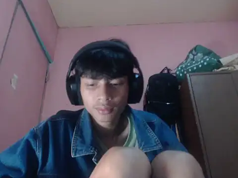 Kyoshi_19 Pertunjukan Webcam