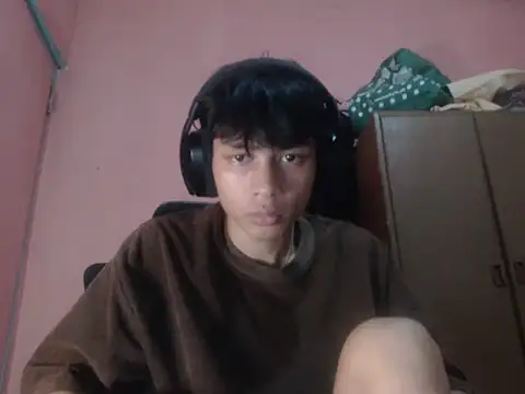 Kyoshi_19 Pertunjukan Webcam