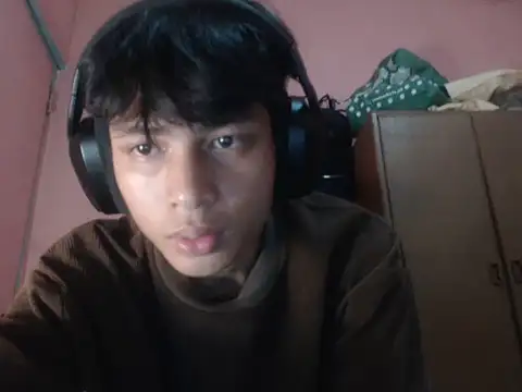 Kyoshi_19 Pertunjukan Webcam