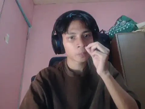 Kyoshi_19 Pertunjukan Webcam