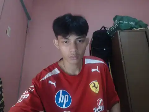 Kyoshi_19 Adlı Modelin Web Kamerası Şovu