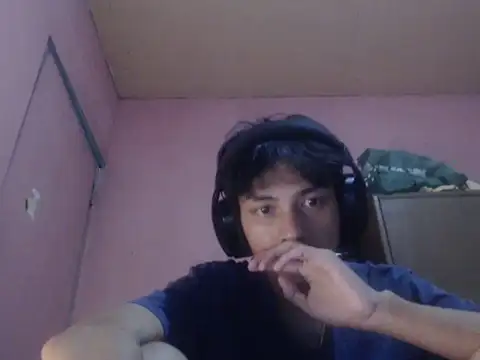 Kyoshi_19 Pertunjukan Webcam