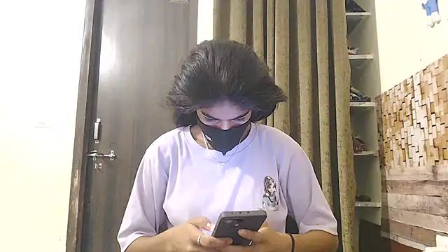 Aayusmatisharma's Live XXX Chat