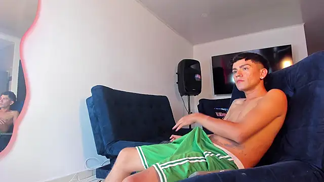 Steven_baby69 Show Webcam