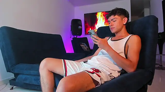 Steven_baby69 Live XXX-chat