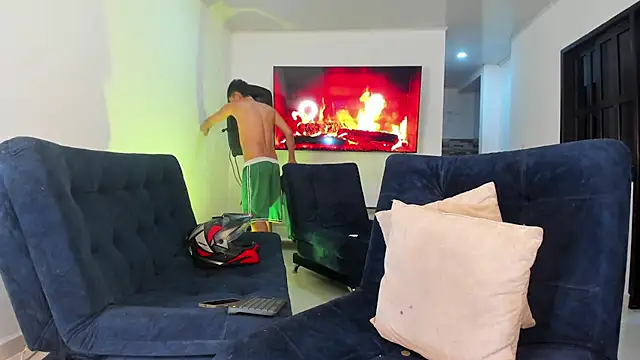 Steven_baby69 在線直播表演