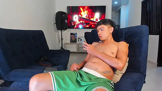 Steven_baby69 Show Webcam