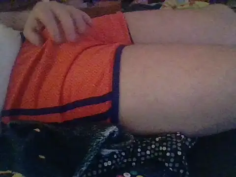 הופעת וובקאם של hnhgay