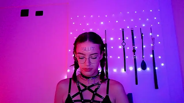 nina_kink – webcam-show