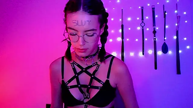 nina_kink – webcam-show