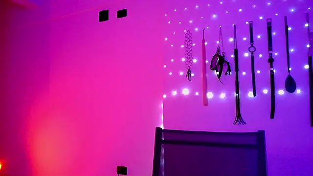 nina_kink's Webcam Show