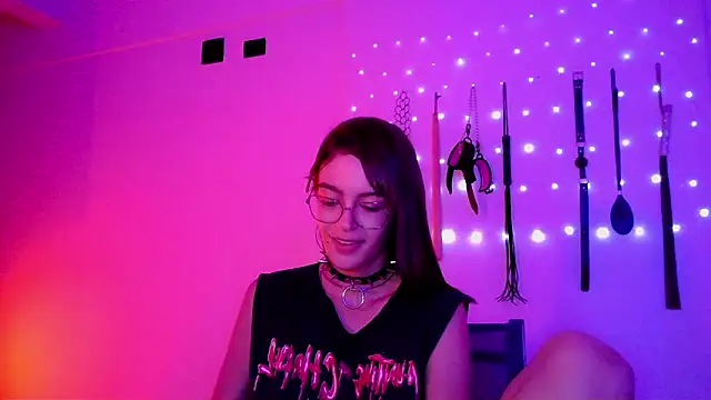 nina_kink's Webcam Show