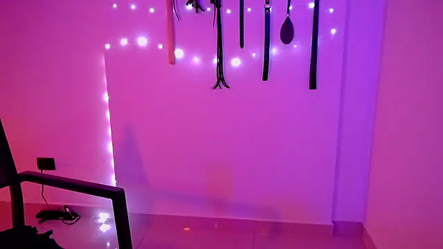 nina_kink's Webcam Show