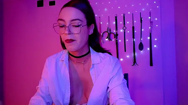 nina_kink's Webcam Show