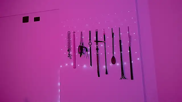 nina_kink: вебкам-шоу