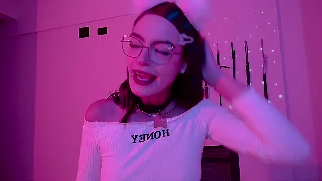 nina_kink Pertunjukan Webcam