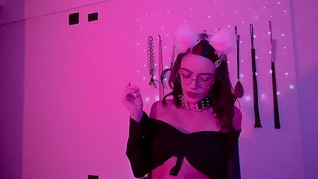 nina_kink's Webcam Show