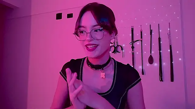 nina_kink's Webcam Show