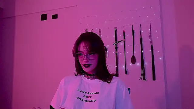 nina_kink's Webcam Show