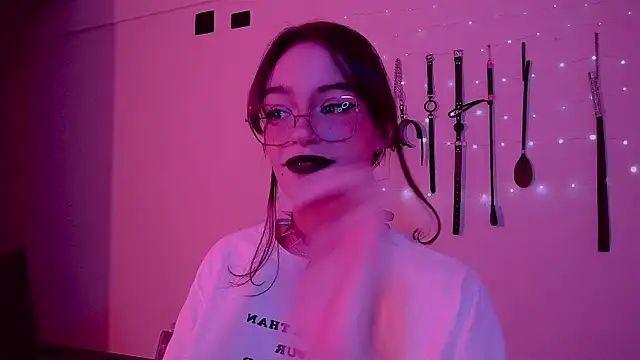 Вебкам-шоу nina_kink