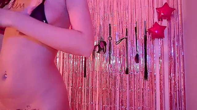 nina_kink 网络视讯表演