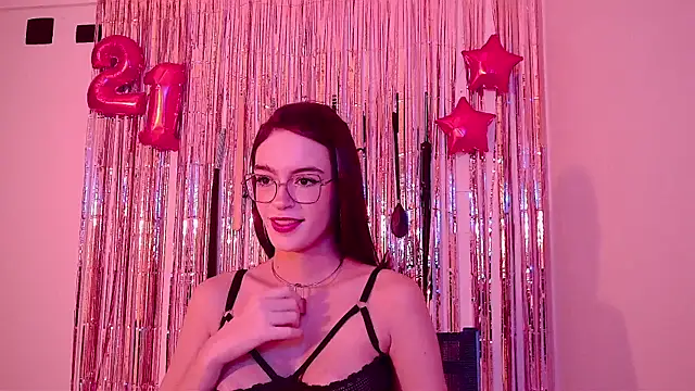nina_kink Adlı Modelin Web Kamerası Şovu