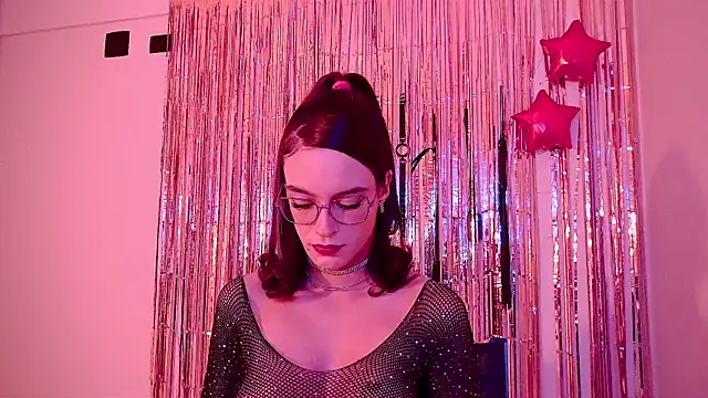 nina_kink 网络视讯表演