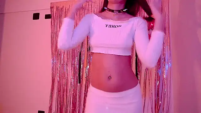 צ'אט XXX בשידור חי של nina_kink