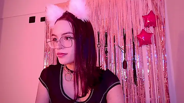 دردشة nina_kink الجنسية المباشرة