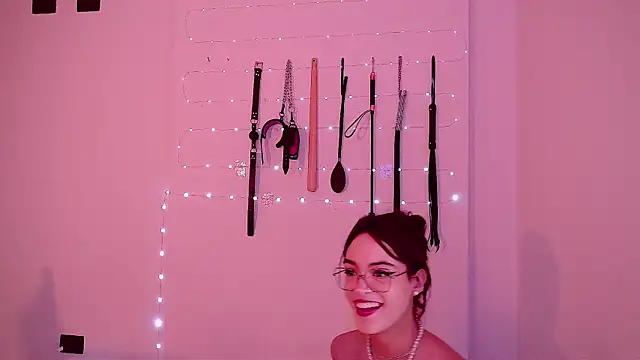 nina_kink 网络视讯表演