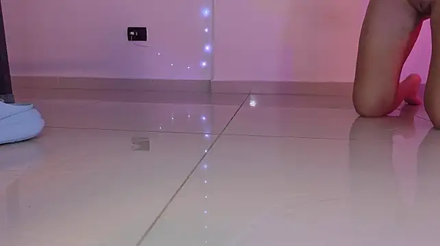 nina_kink's Webcam Show