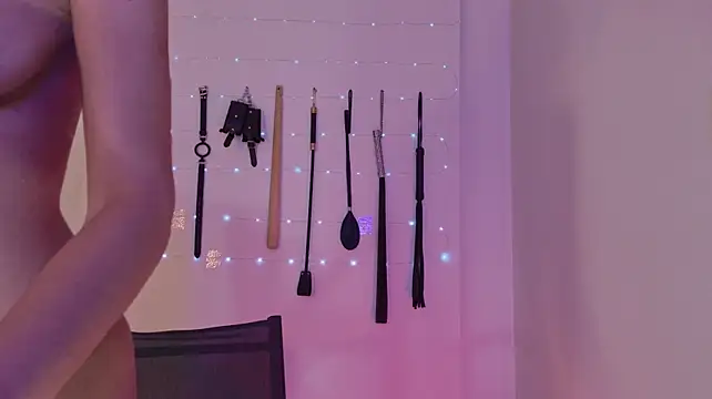 nina_kink 网络视讯表演