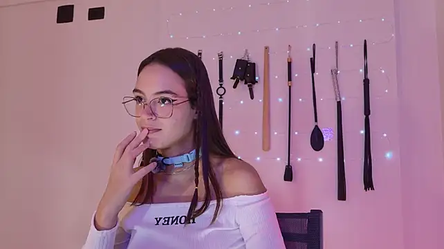 nina_kink Obrolan Langsung XXX