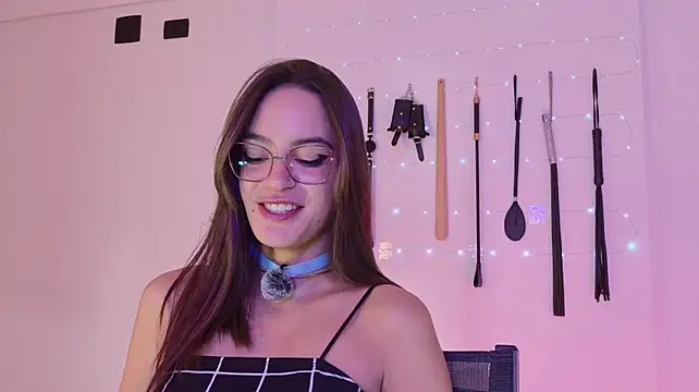 Chatroom XXX en direct de nina_kink