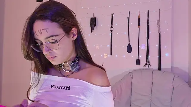 nina_kink webcam show