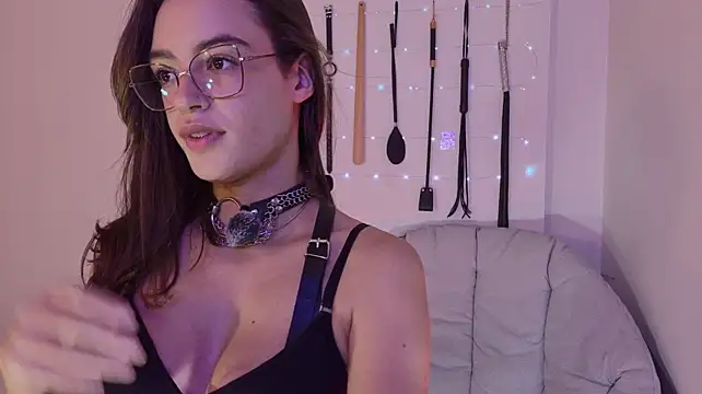 nina_kink: απευθείας συνομιλία ΧΧΧ