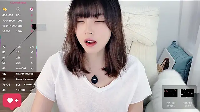 peachy_kiss' Webcam Show