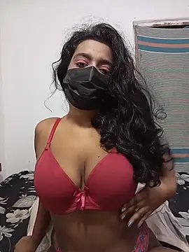 Black_bee8 – Kamerová šou