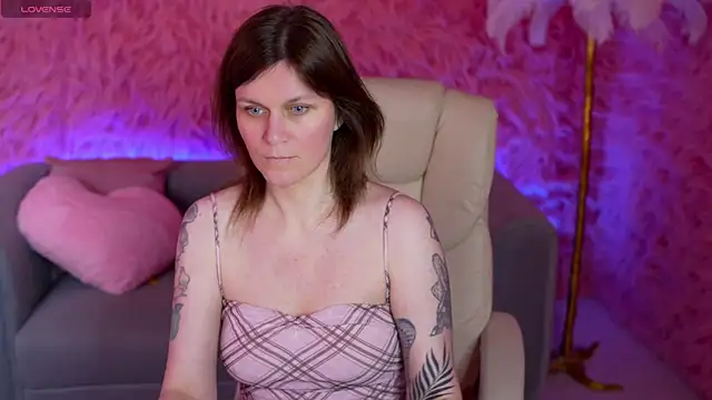 TinaMelt webcam show