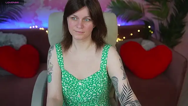 TinaMelt's Live XXX Chat