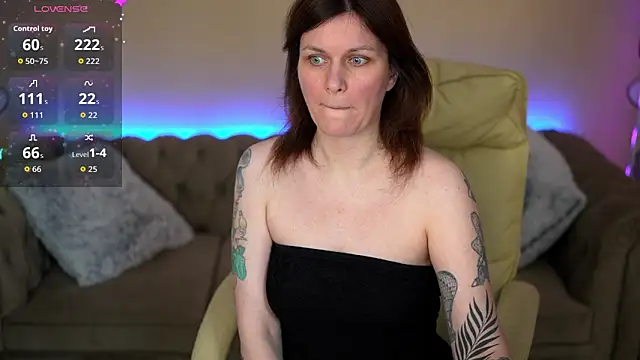 TinaMelt's Webcam Show