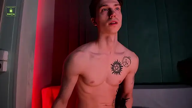 ares_pallini Webcam show