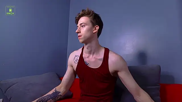 ares_pallini Show in webcam