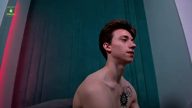 ares_pallini Show Webcam